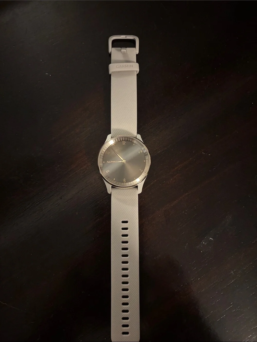 garmin vivomove Hybrid Smartwatch - White Band Silver Case